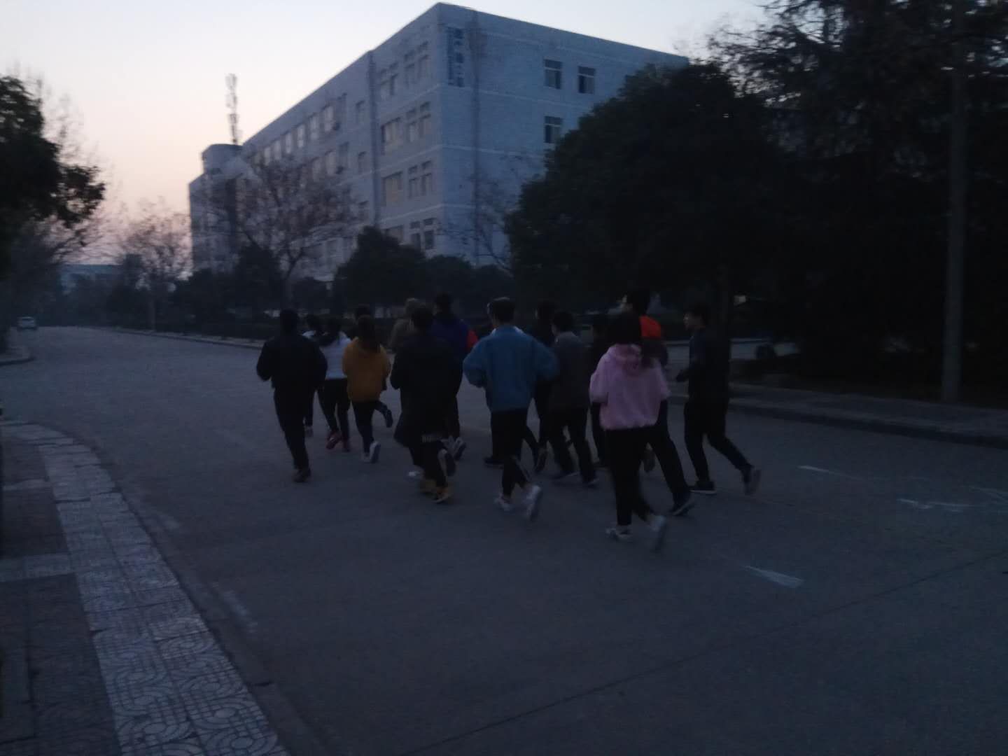 QQ图片20180320093857.jpg